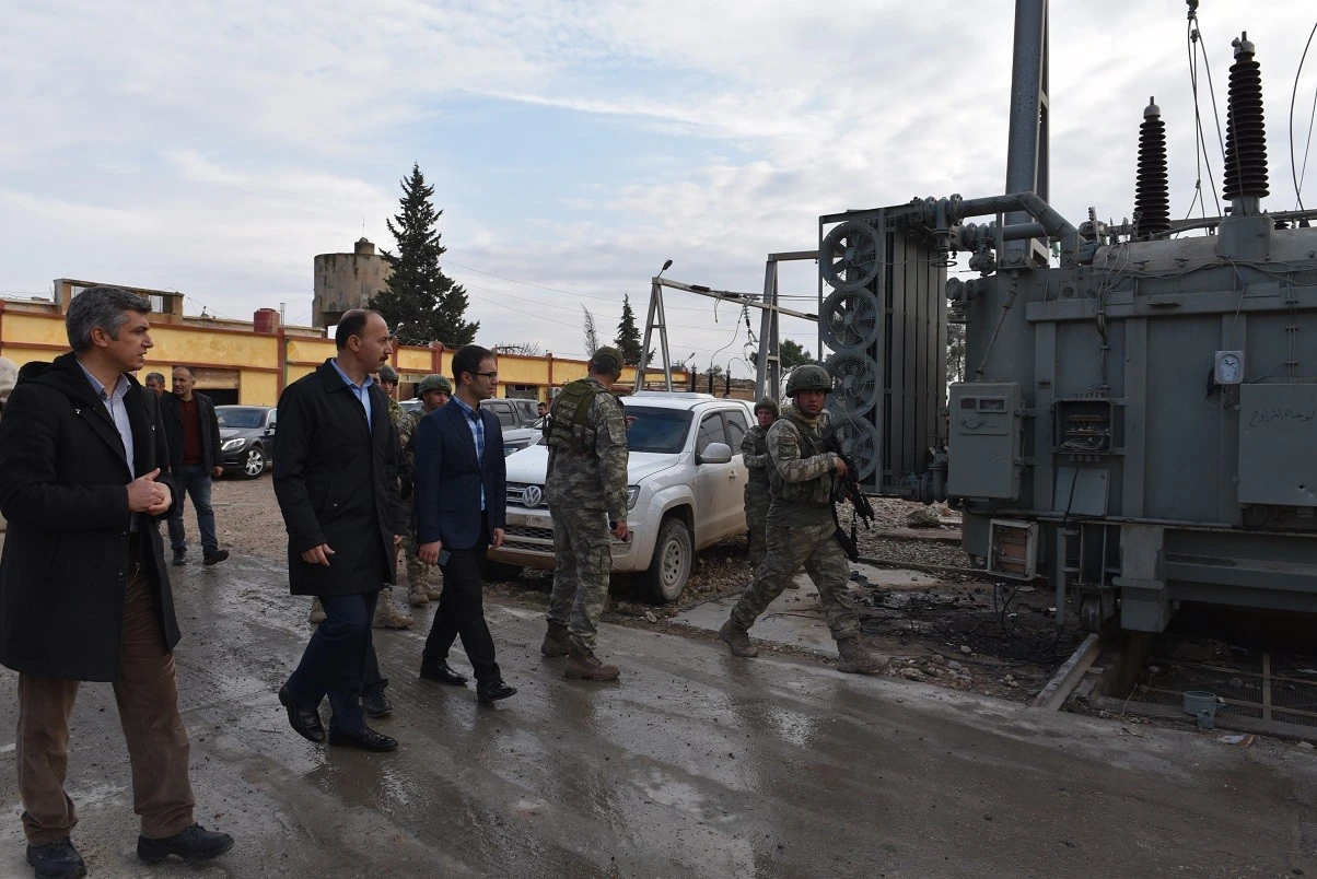 Telabyad ve Resülayn merkezine elektrik verilmeye başladı