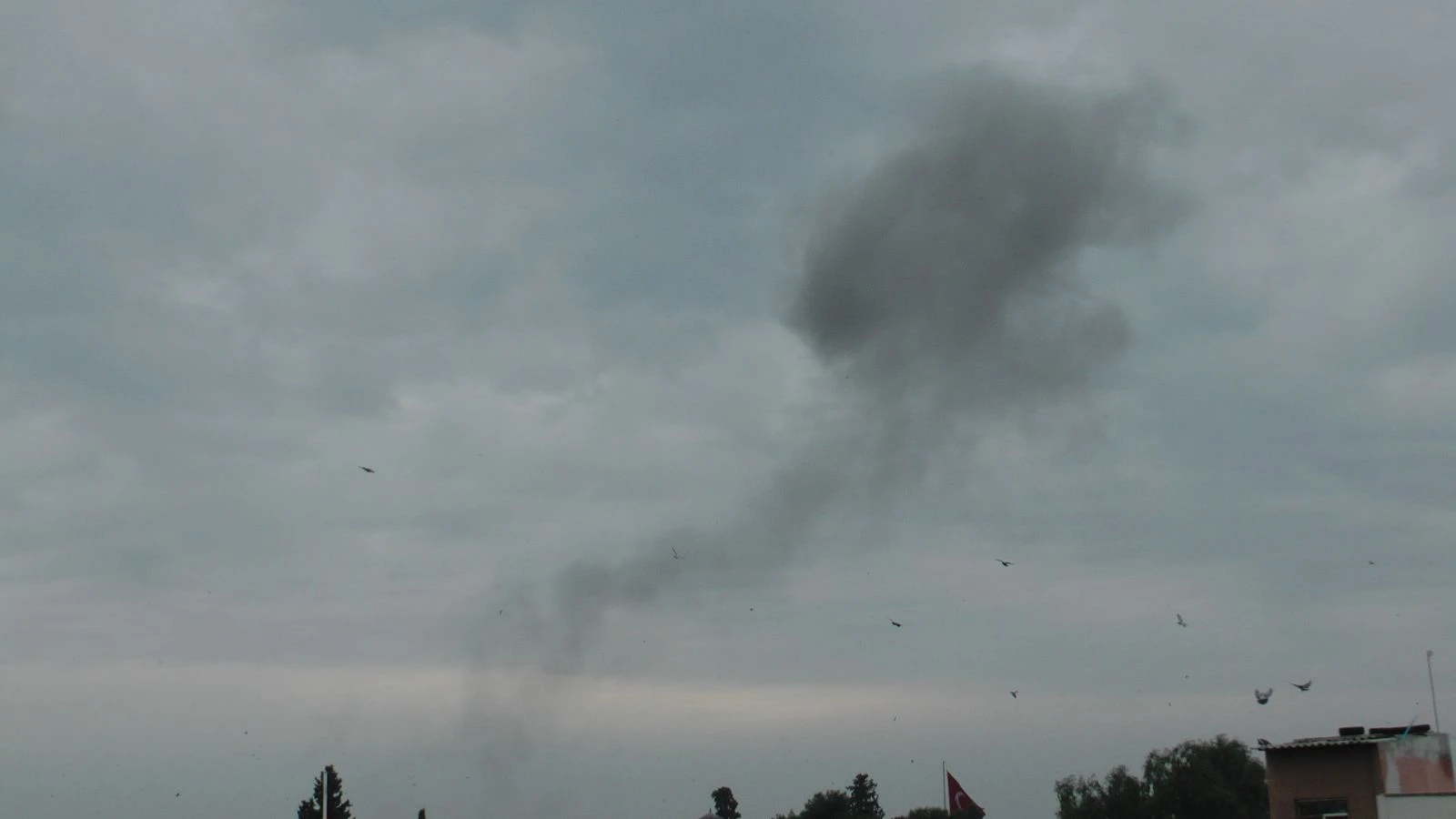 Anons yapıldı, okullar boşaltıldı! Mühimmat imha edildi