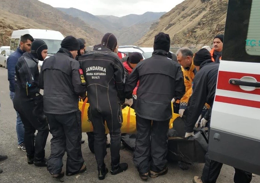 Nehire düşen sürücü 13 gündür aranıyordu, cansız bedenine ulaşıldı