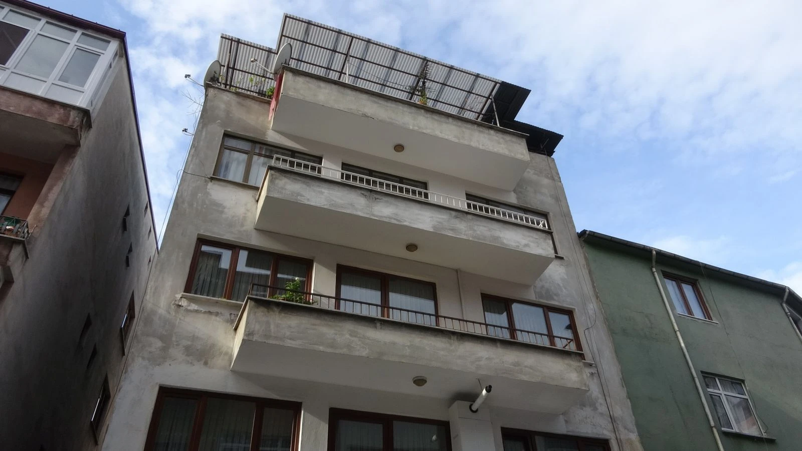 Yaşlı çift, sobadan çıkan gazdan zehirlenerek hayatını kaybetti