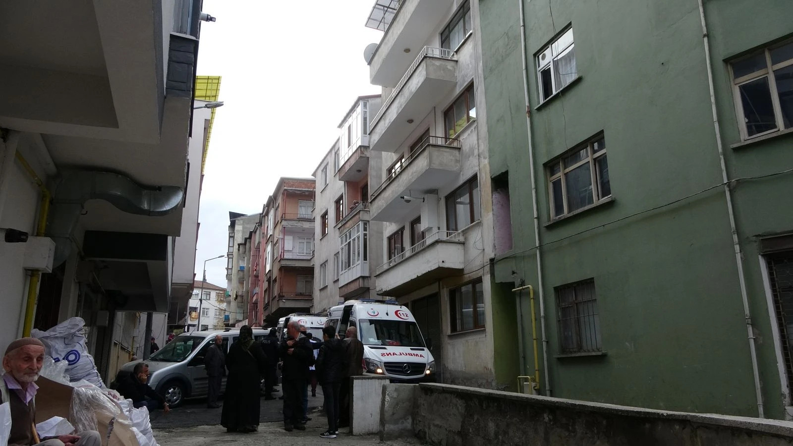 Yaşlı çift, sobadan çıkan gazdan zehirlenerek hayatını kaybetti