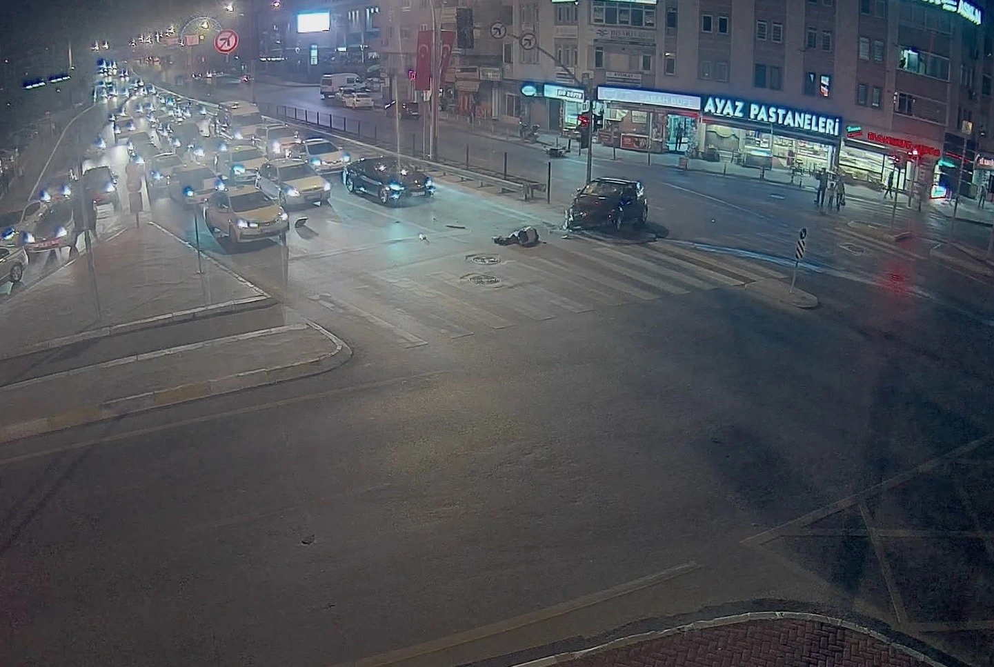 Kırmızı ışıkta geçti, ölüme neden oldu! Mahkeme kararını verdi