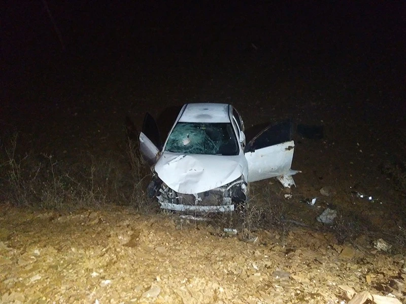 Otomobil at arabasına çarptı: 1 ölü