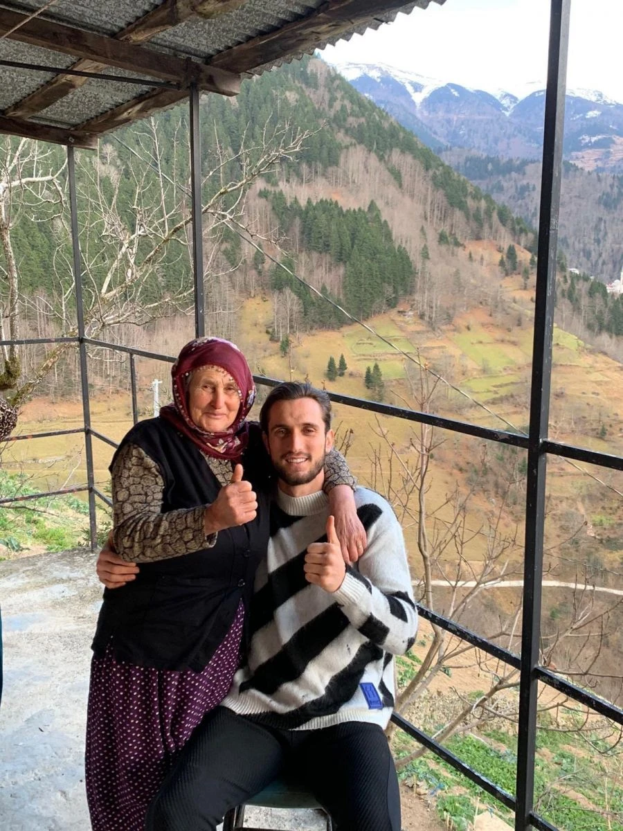 Yusuf Yazıcı hasret giderdi