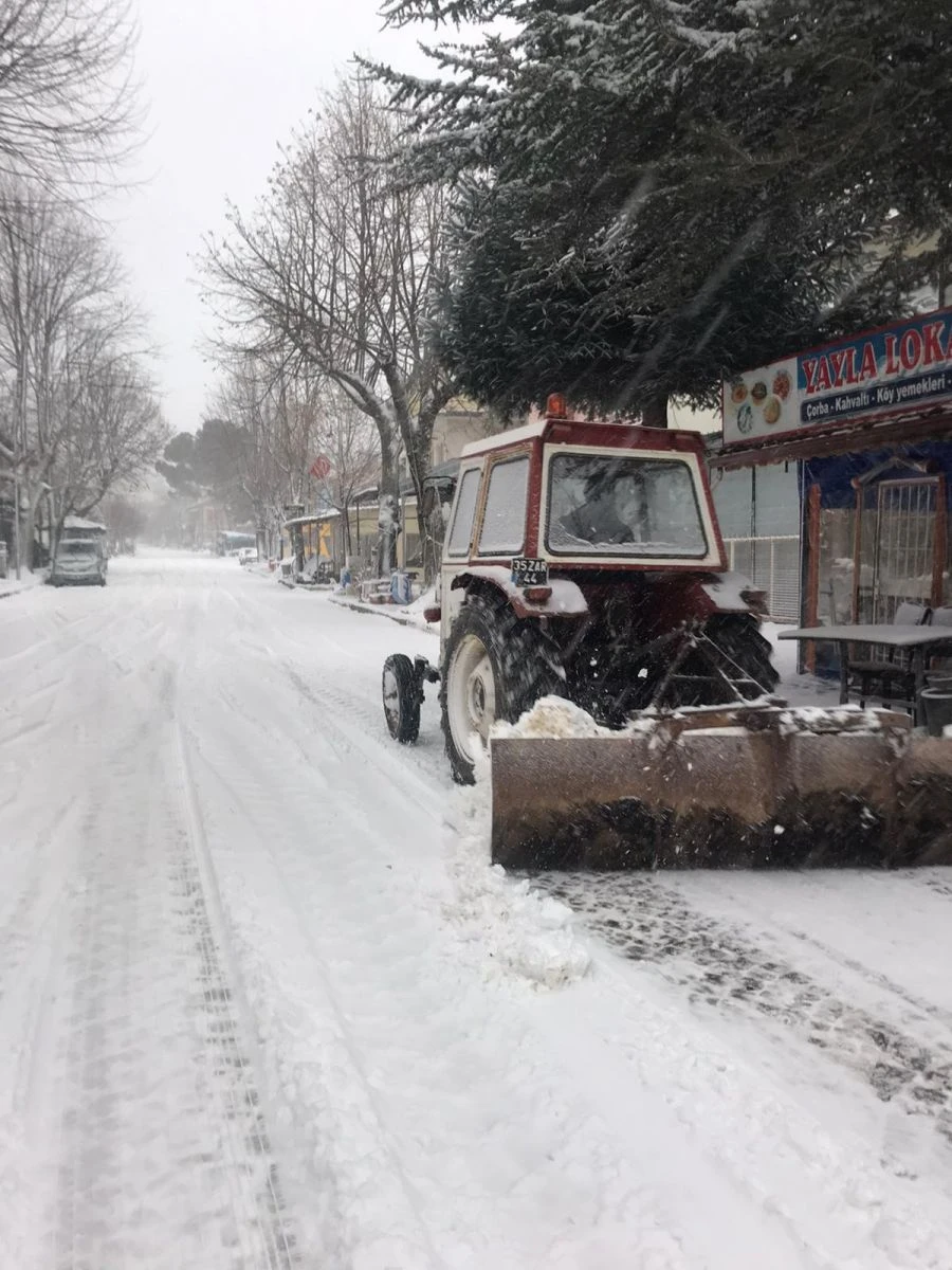 Bozdağ beyaza büründü