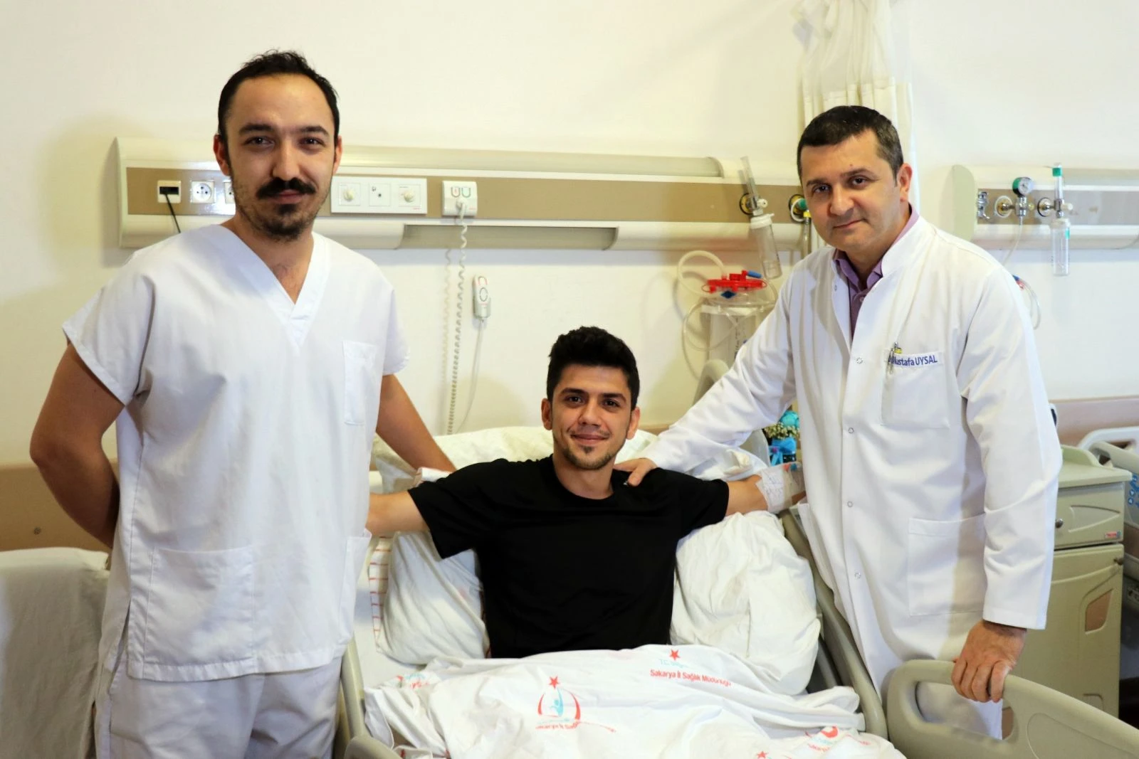 Bir ilke imza atılarak boy uzatma ameliyatı gerçekleştirildi