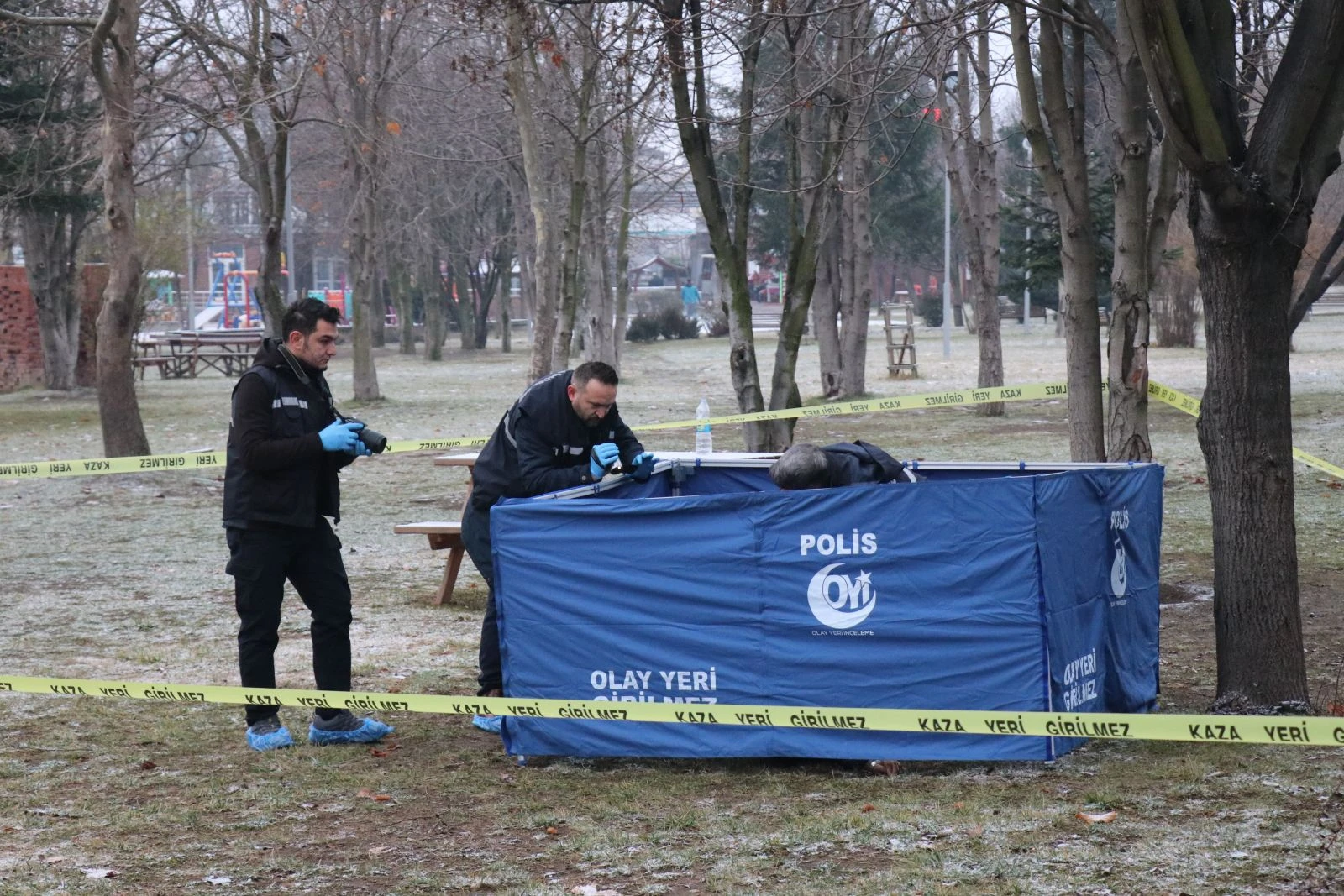 58 yaşındaki yaşlı adam parkta ölü bulundu