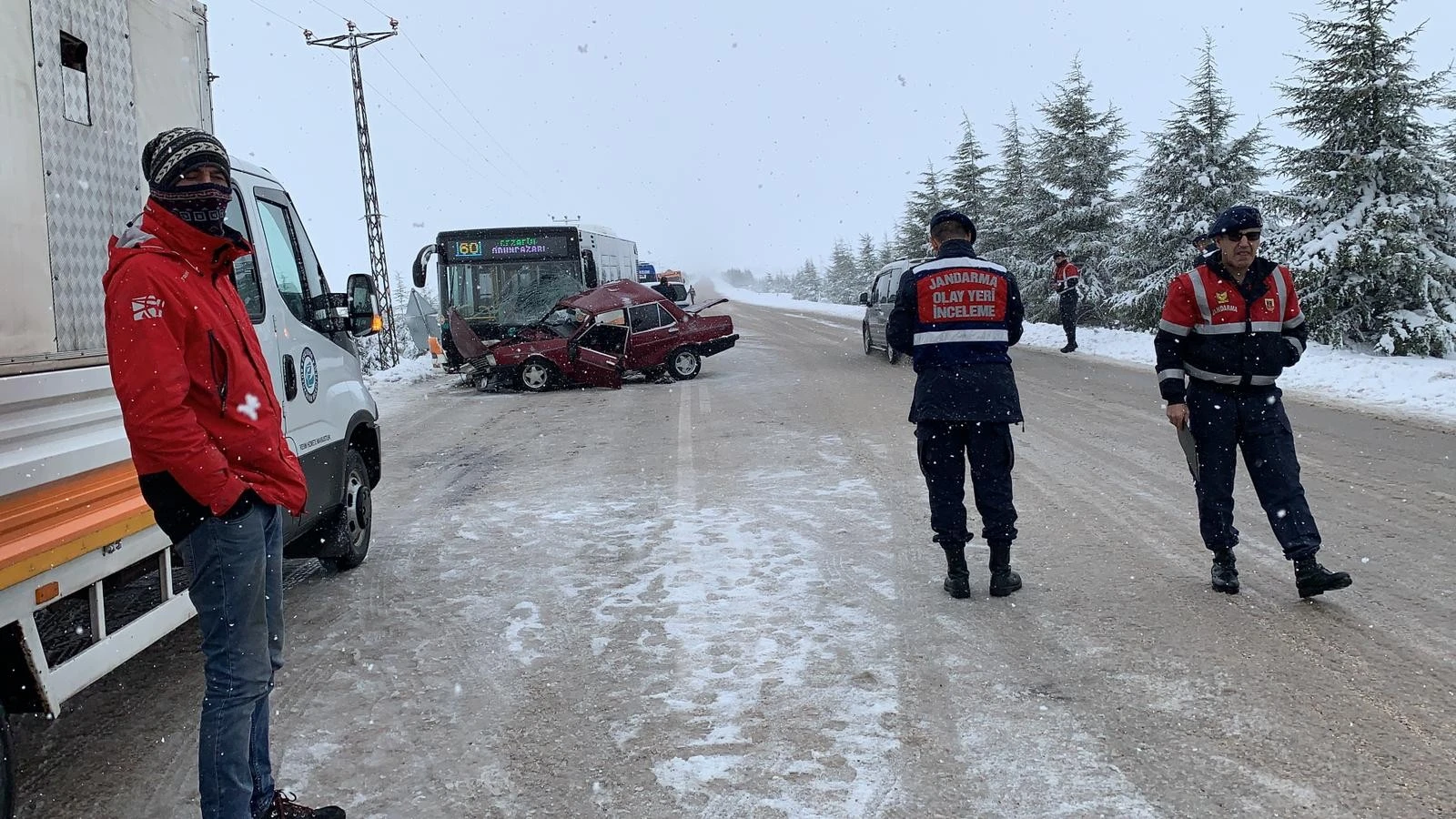 Başarılı genç avukat kazada hayatını kaybetti