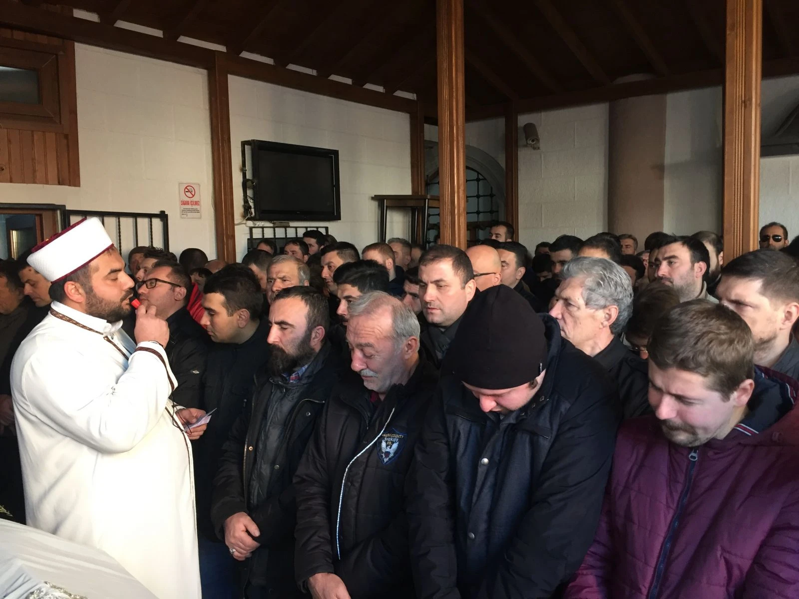 TEM’deki feci kazada hayatını kaybeden karı koca son yolculuğuna uğurlandı