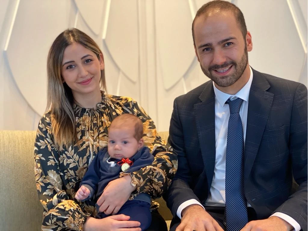 Cumhurbaşkanı Erdoğan, Mahir bebeğe altın taktı