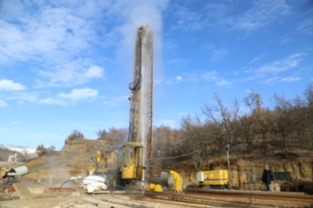 Tunceli'de 42 derece sıcaklığında termal kaynak bulundu