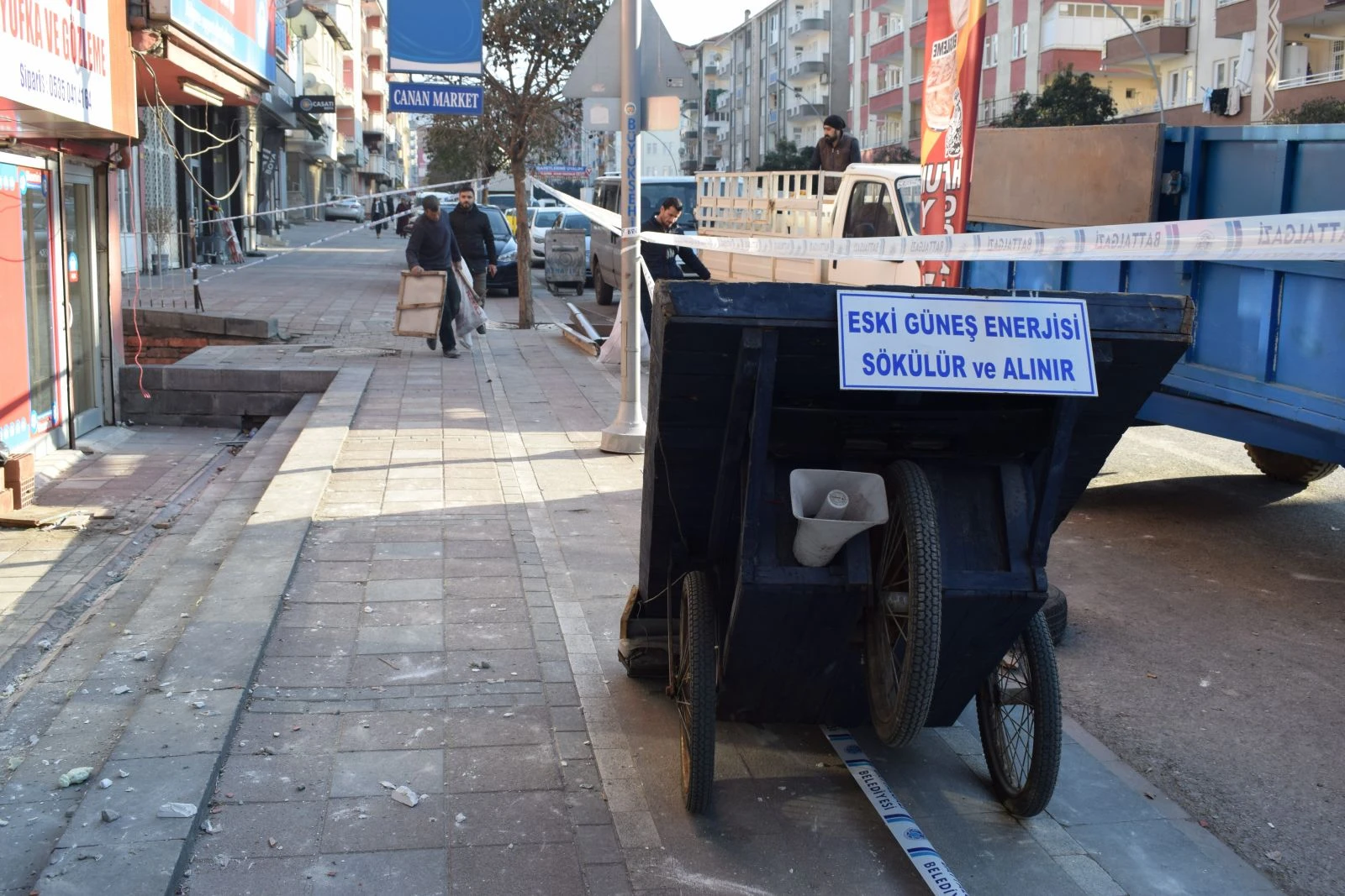 4'üncü kattan düşen hurdacı öldü