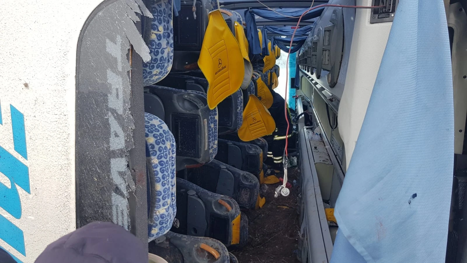 Kayseri'de otobüs şarampole devrildi: 43 yaralı