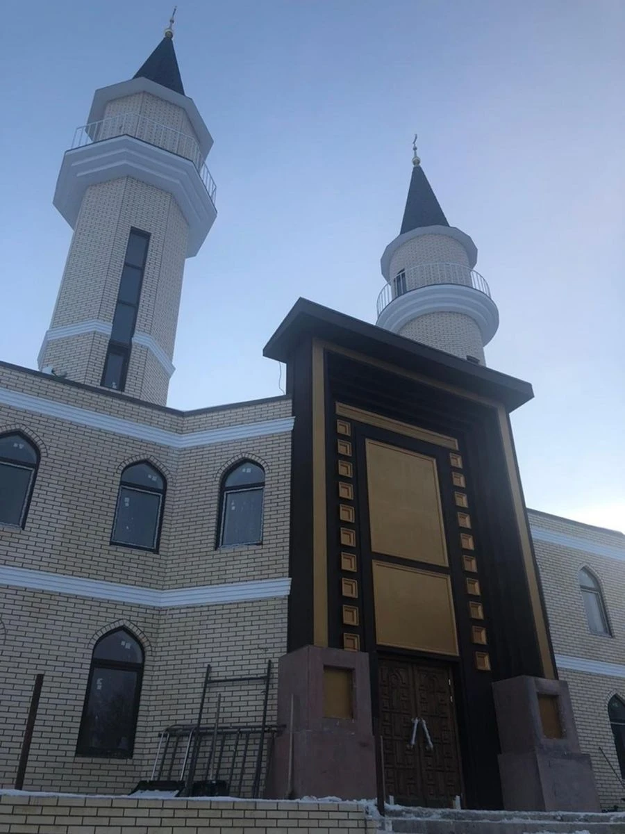 Eski milli futbolcunun Rusya'da yaptırdığı cami tamamlanıyor