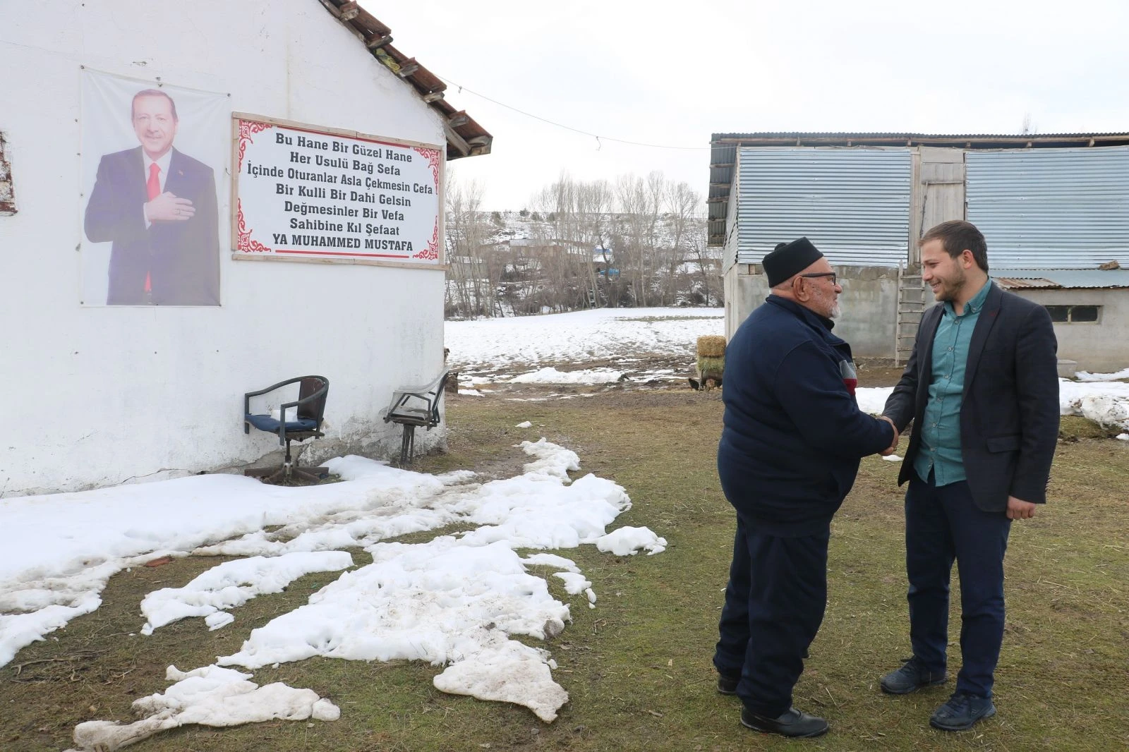 80 yaşındaki yaşlı adam misafire hasret yaşıyor