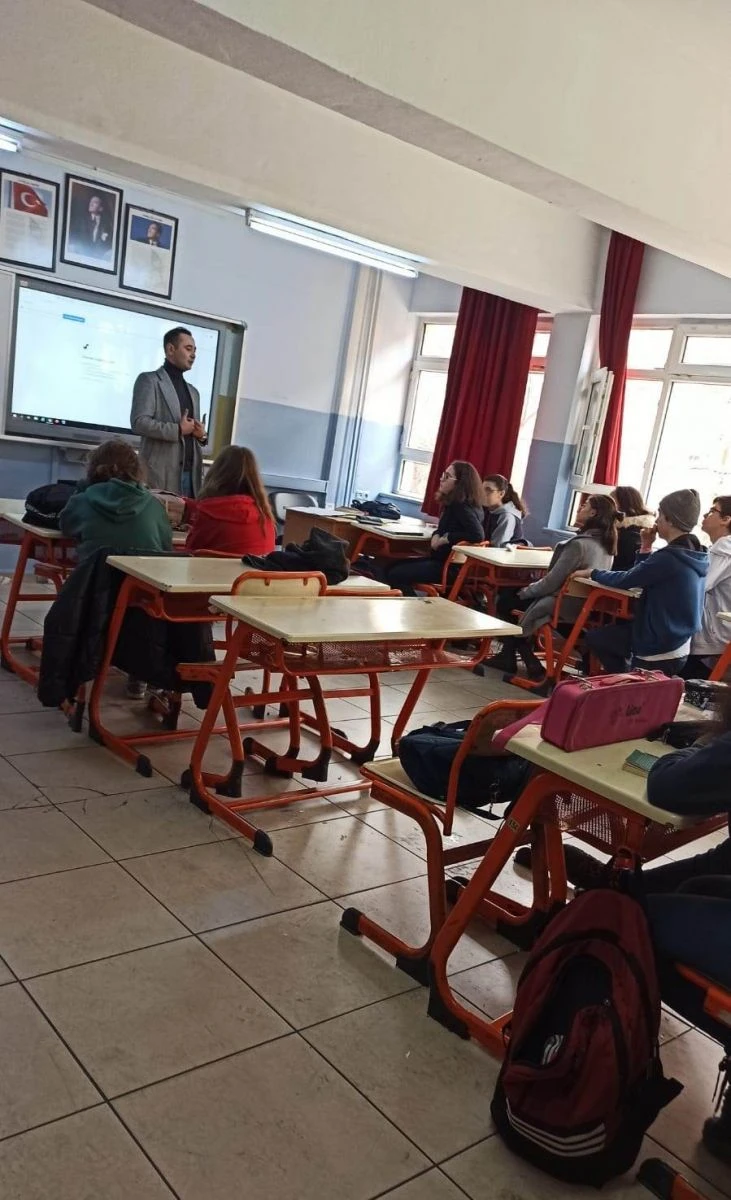 Mehmetçik’ten öğrencilere duygulandıran mektup