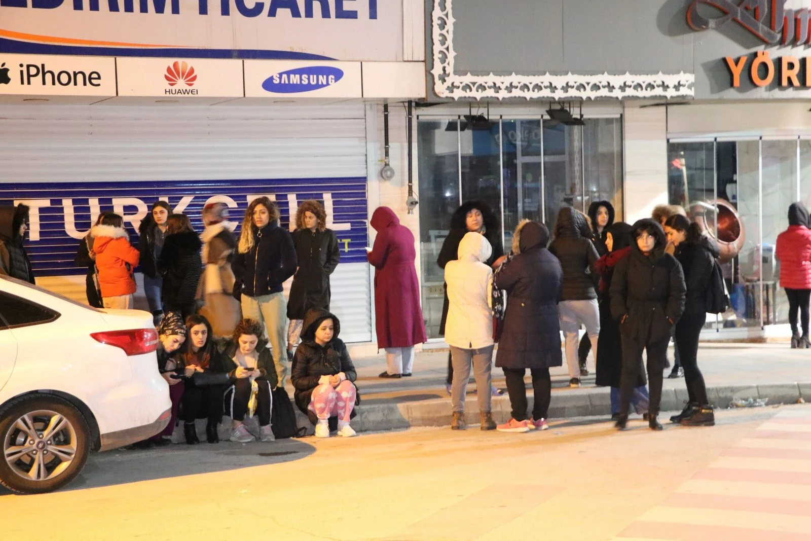 Deprem paniği: Hastanelik oldular