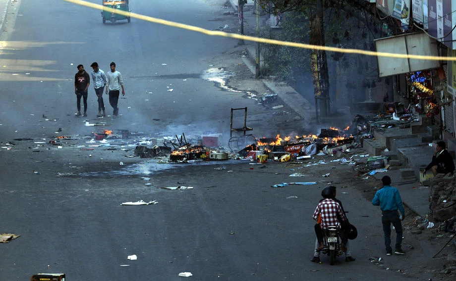 Hindistan’da protestoların bilançosu ağırlaşıyor