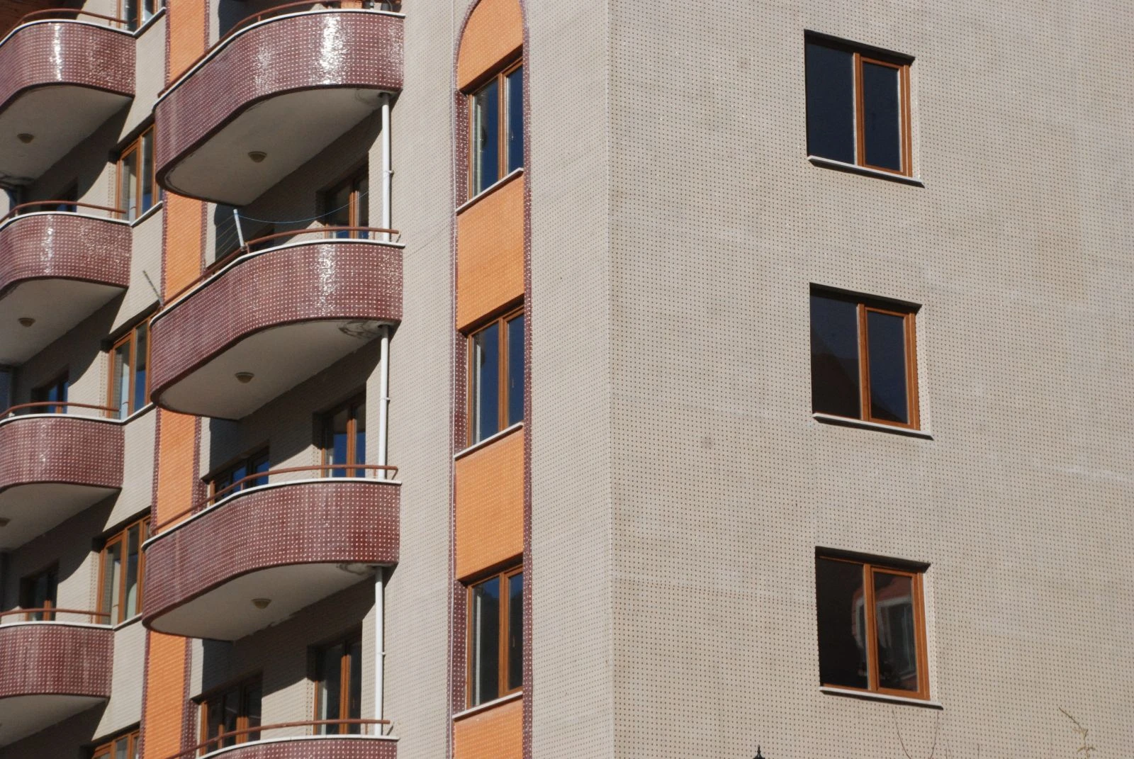 Korkunç olayın yaşandığı binada kimse kalmak istemiyor