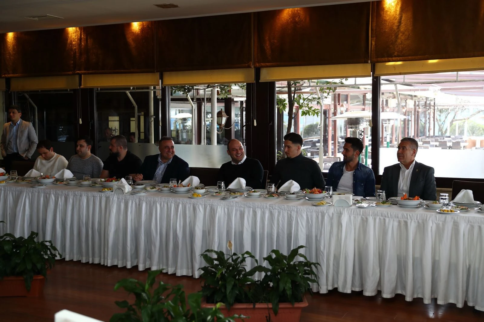 Fenerbahçe, moral yemeğinde bir araya geldi