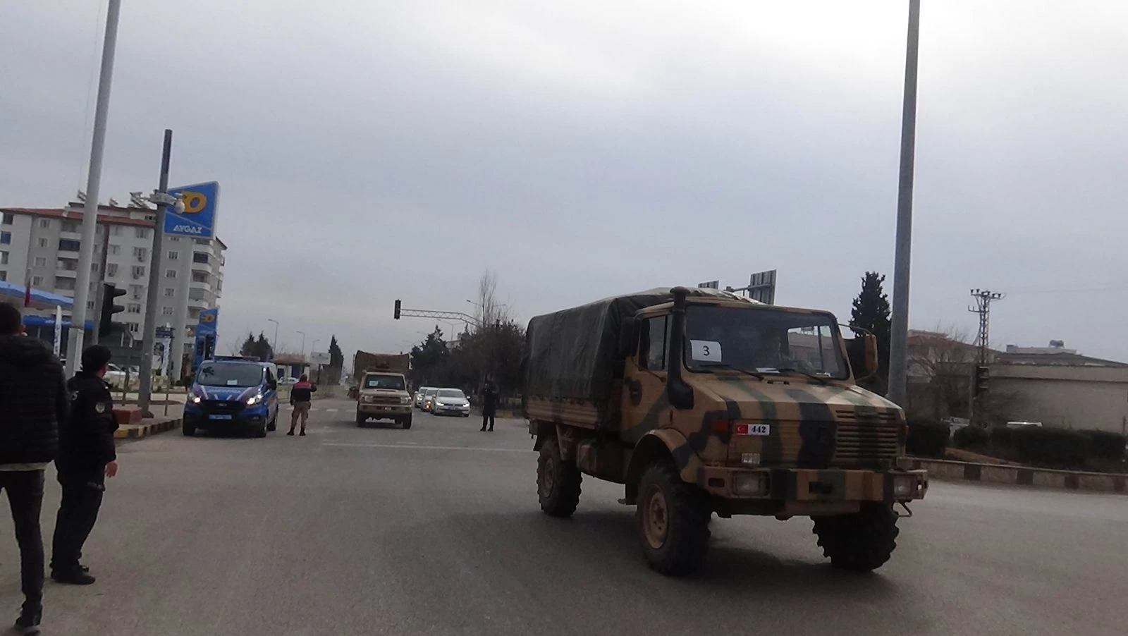Kilis’ten İdlib’e komando sevkıyatı