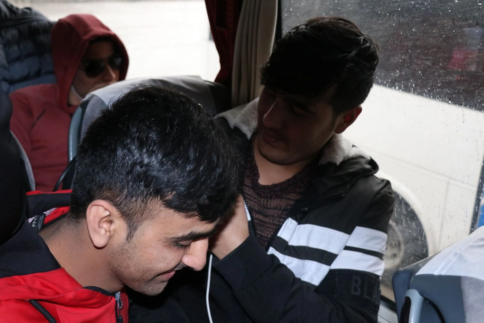 500 göçmen Avrupa hayaliyle Edirne’ye yola çıktı