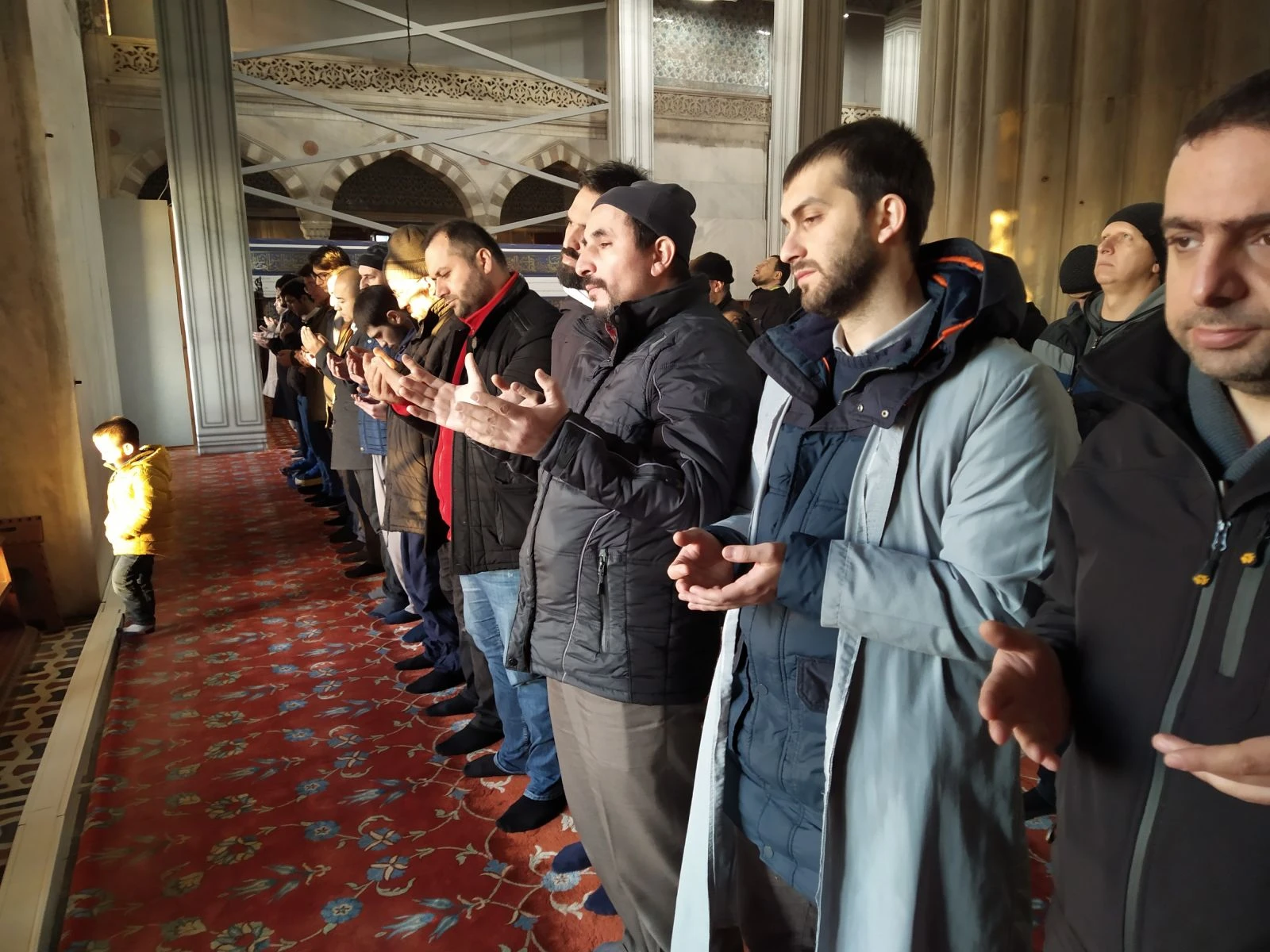 Sultanahmet Camii’nde ‘İdlib şehitleri’ için gıyabi cenaze namazı kılındı