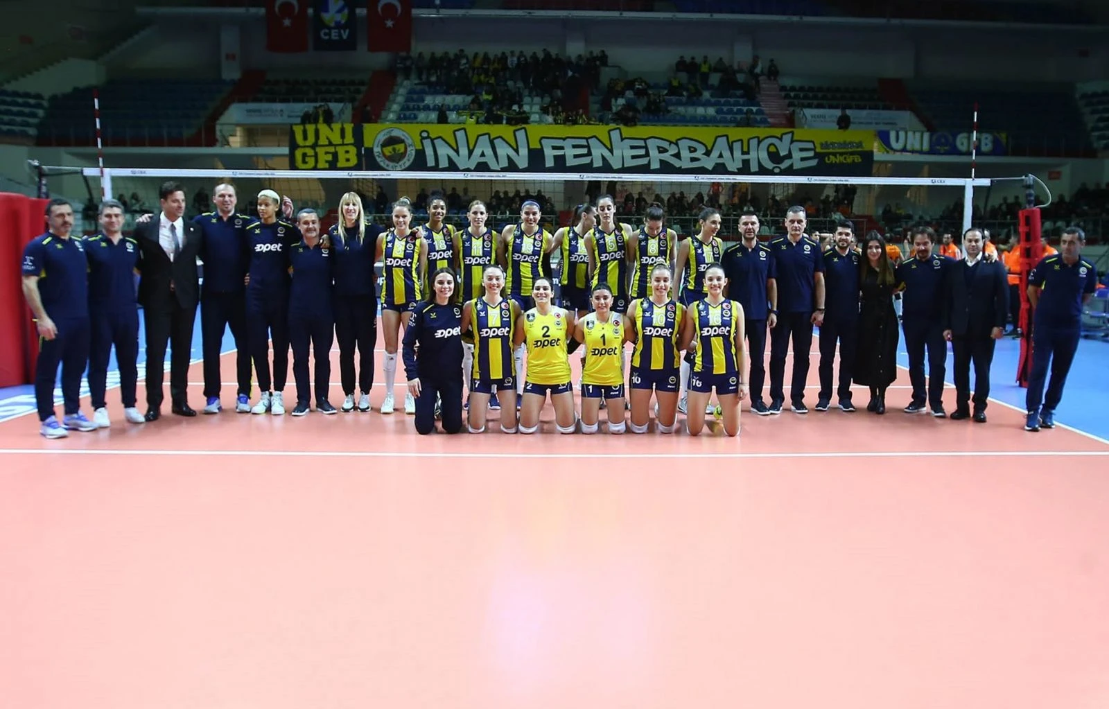 Eczacıbaşı VitrA ve Fenerbahçe Opet'in maçları ertelendi