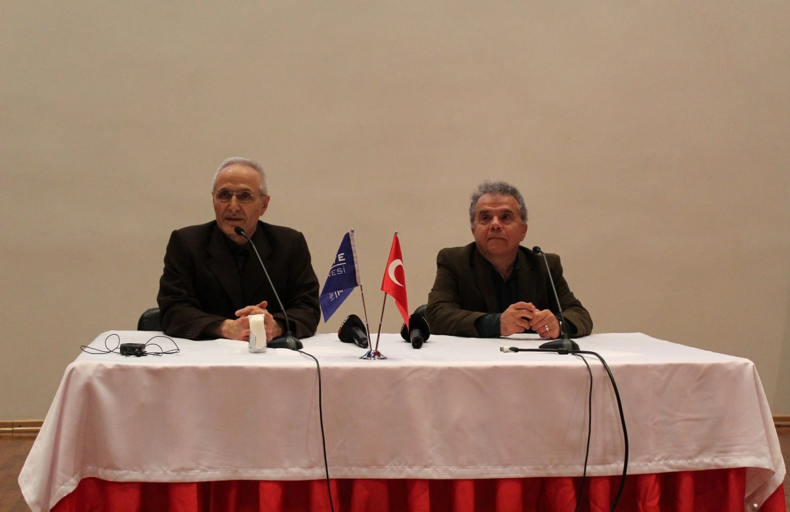 Korona virüsü 60 yaş üstünü tehdit ediyor