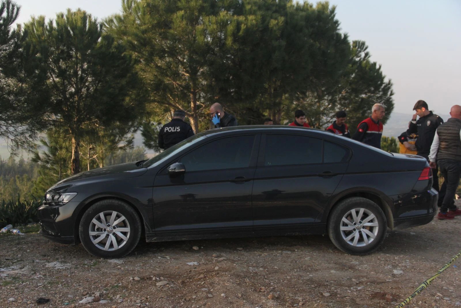 Ağaçta asılı bulundu