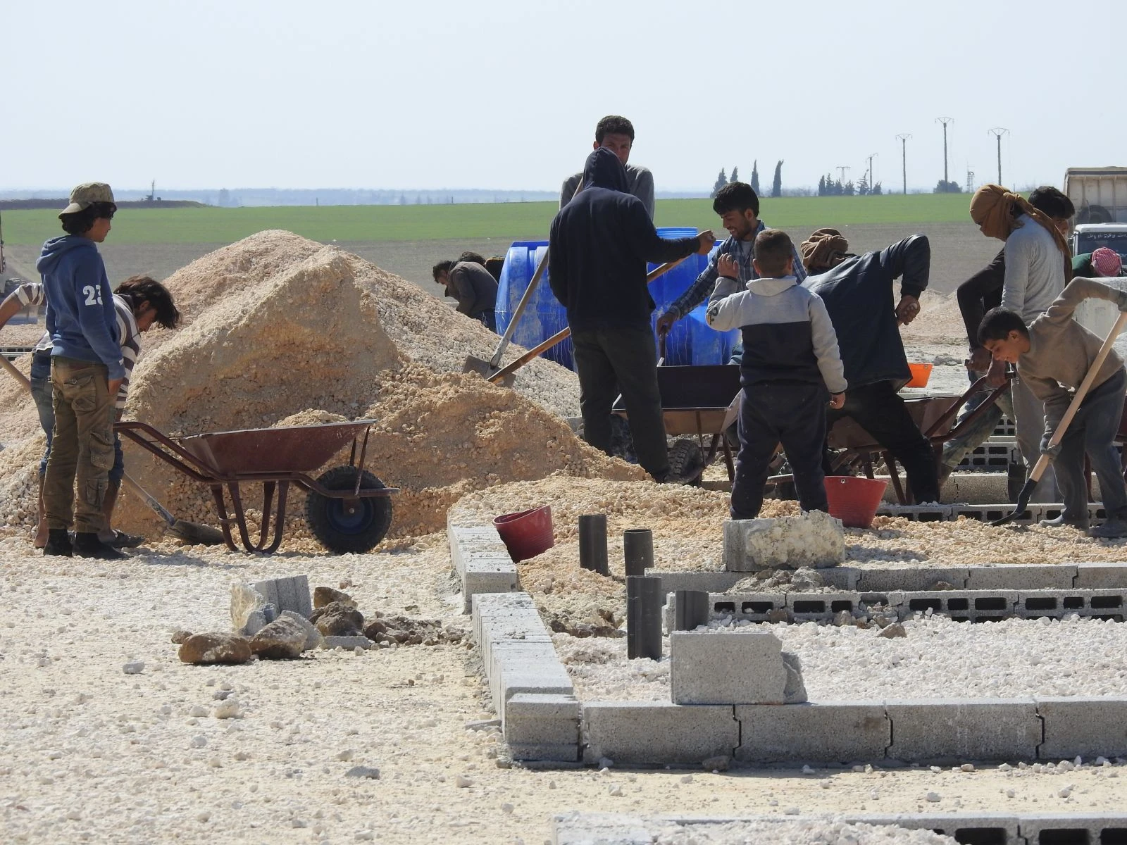 İdlib’den kaçan mültecileri Suriye’de tutacak proje