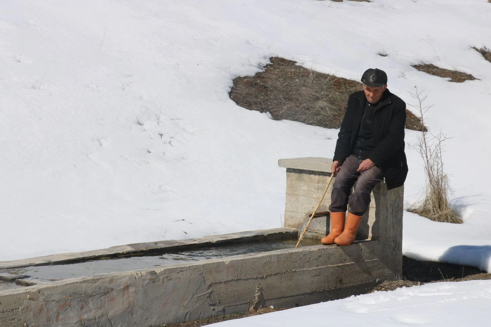23 yıldır kocasına göz oldu