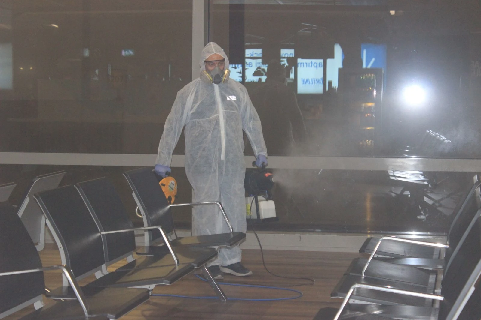 Sabiha Gökçen Havalimanı dezenfekte edildi