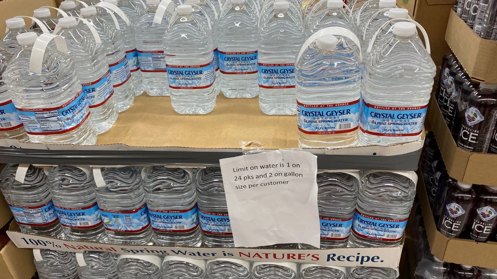 Korona virüs paniği! Raflar boşaldı