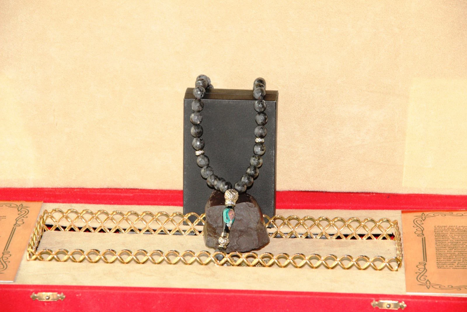 6 ülke gezdi, Hindistan’da işlendi, 30 bin dolara satışa çıktı