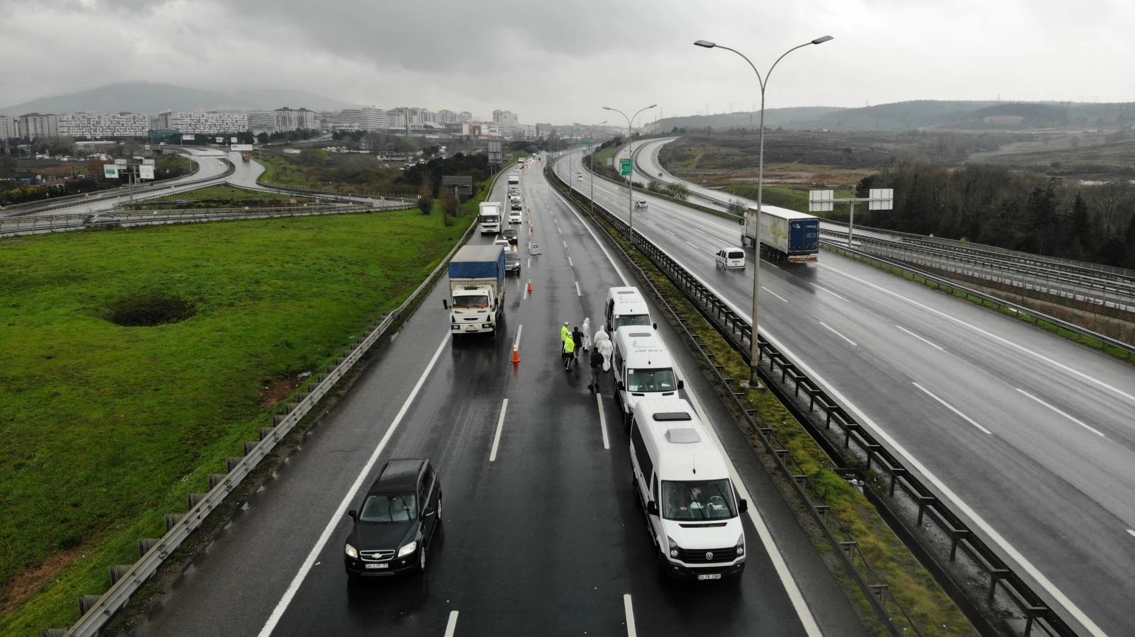 İstanbul’a giriş-çıkışta sıkı kontrol!