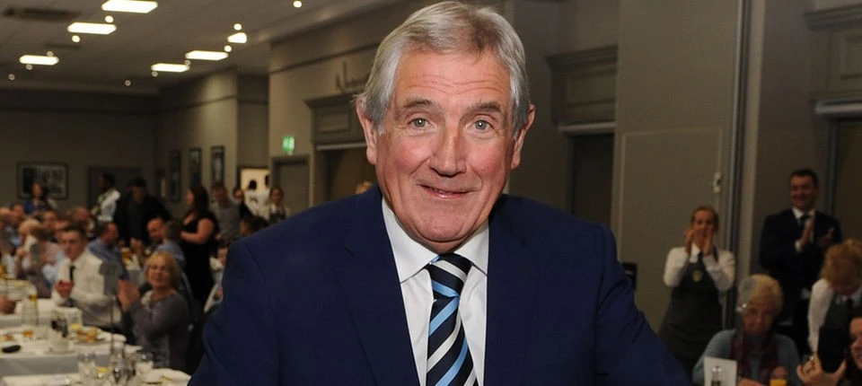 Leeds United efsanesi Norman Hunter koronavirüs nedeniyle 76 yaşında hayatını kaybetti