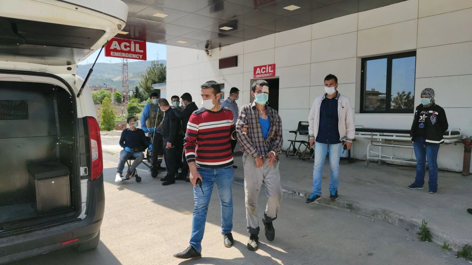 Av tüfeği ile rastgele ateş açan epilepsi hastası ortalığı birbirine kattı