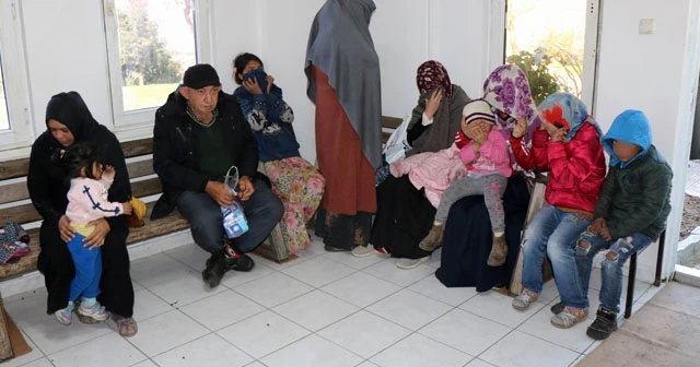 Dilendikleri parayı ekmek arasına sakladılar