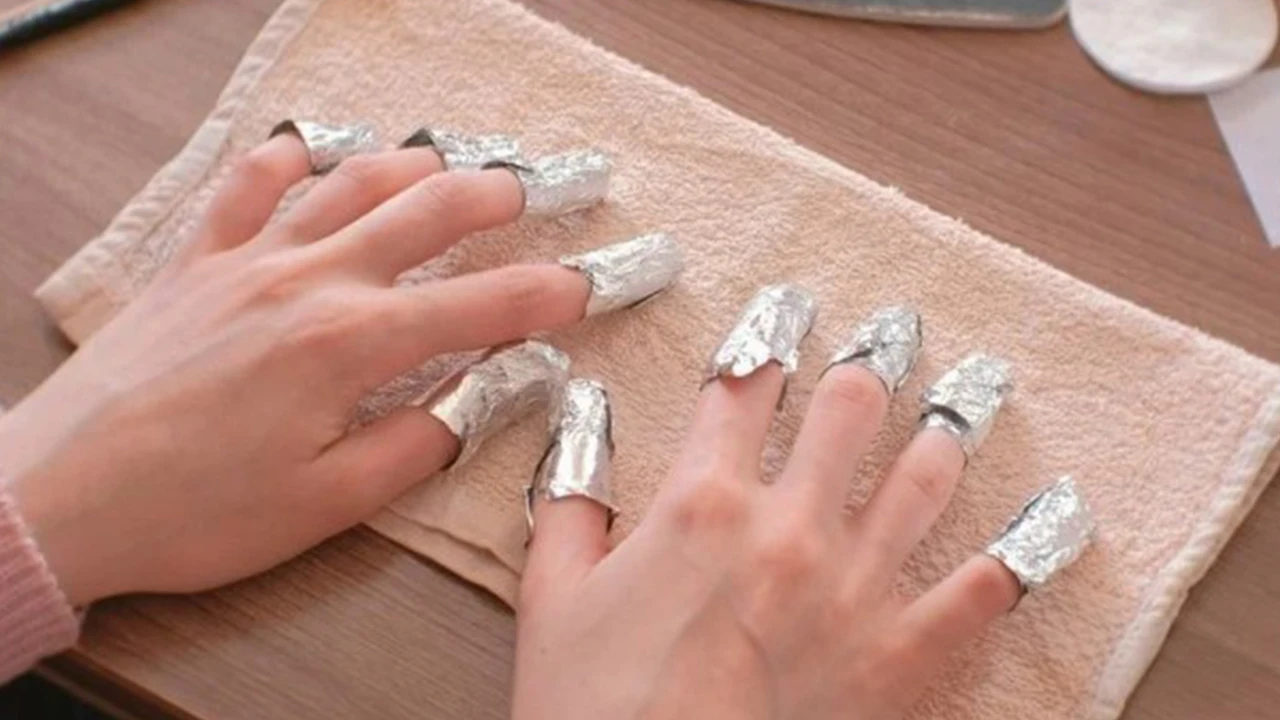 Kalıcı oje evde nasıl çıkarılır, nasıl çıkar? Kalıcı oje (shellac) kaç gün kalır?