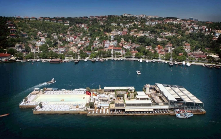 Galatasaray Adası yıkıldı!