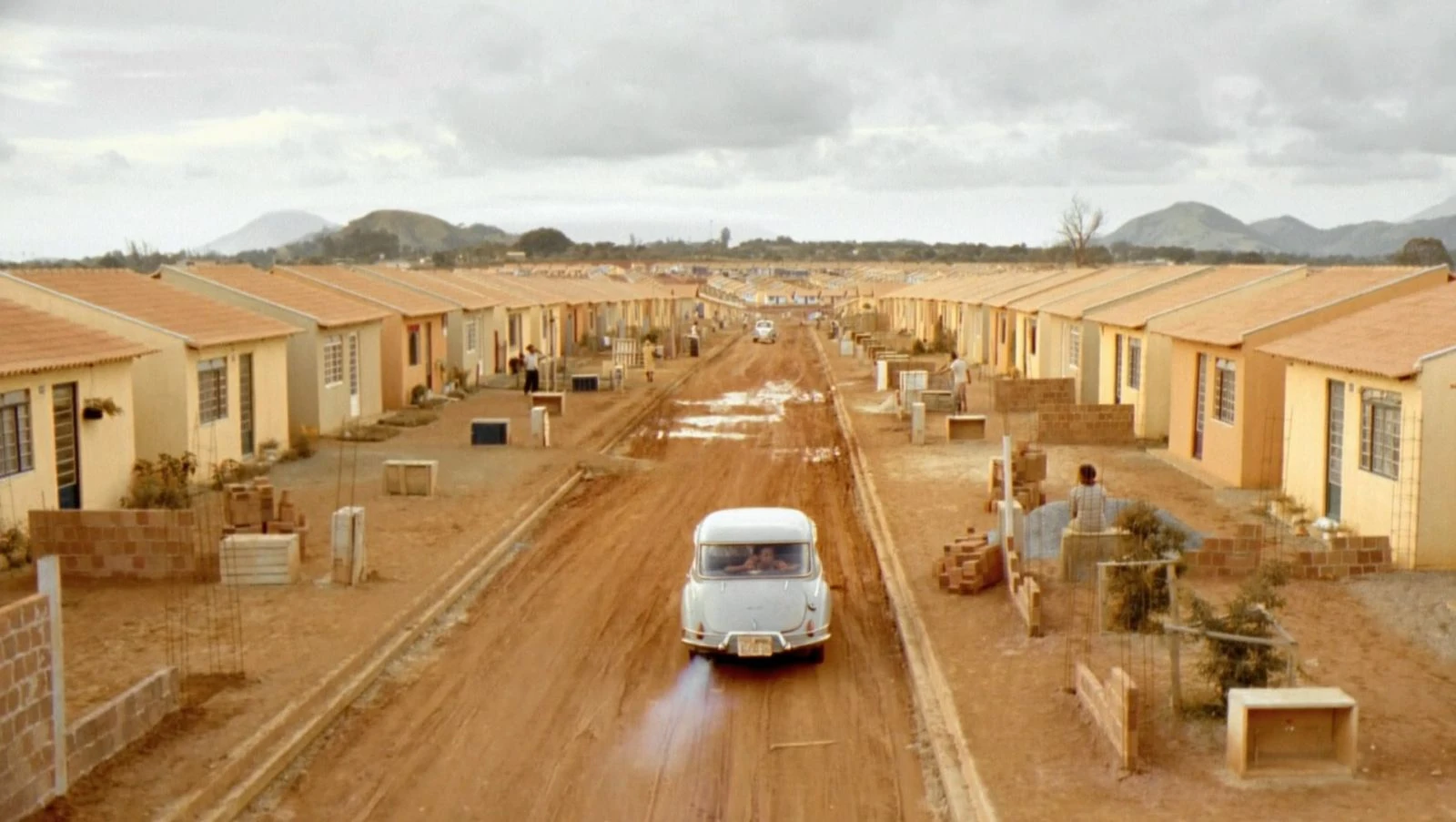 Tanrı Kent (City Of God 2002) Filminin Konusu Nedir?