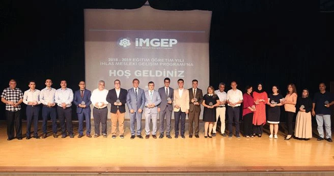 İhlas Koleji hizmet içi eğitim seminerlerine başladıİ