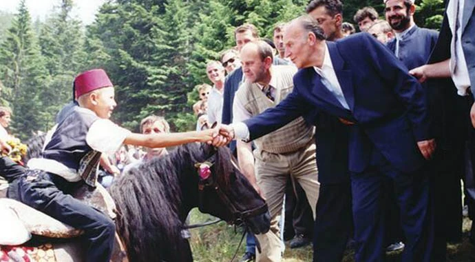 Cumhurbaşkanı Erdoğan, İzzetbegoviç'i yad etti: Müstesna bir gönül insanı