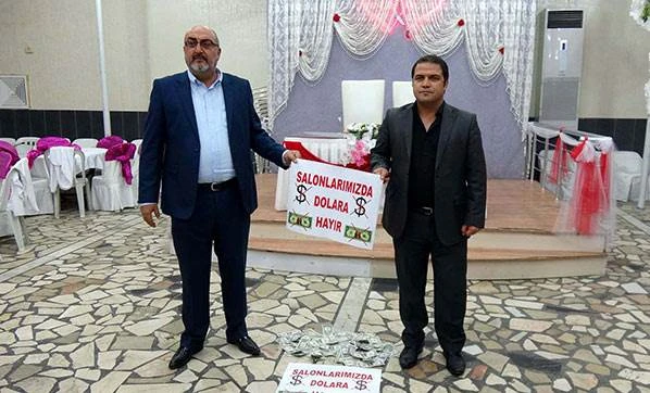 Düğünlerde doların gerçeğini de sahtesini de yasakladılar