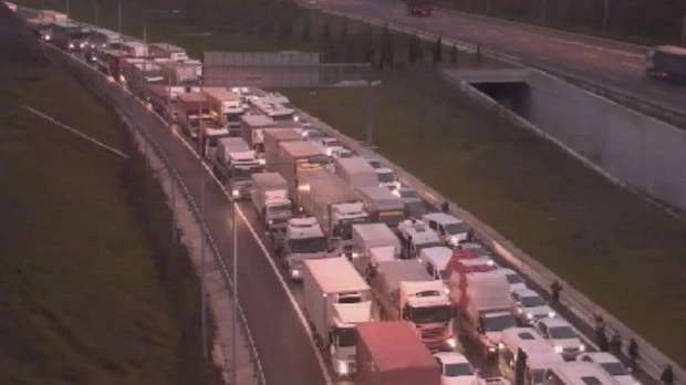 Yavuz Sultan Selim Köprüsü'nde feci kaza: 1 ölü, 2 polis yaralı