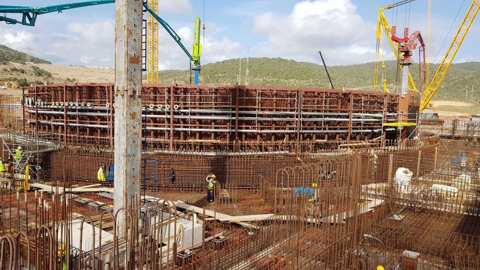 Bakan Albayrak'tan Akkuyu paylaşımı