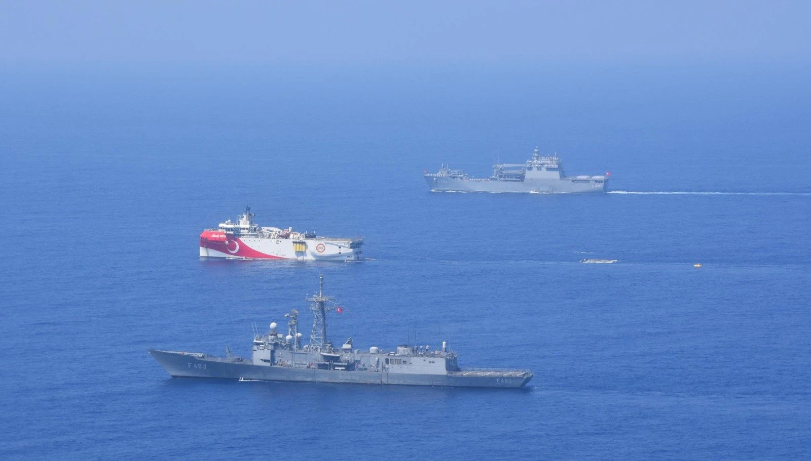 Deniz Harp Okulu 3’üncü Sınıf öğrencileri, Doğu Akdeniz’de deniz eğitimleri icra etmiştir