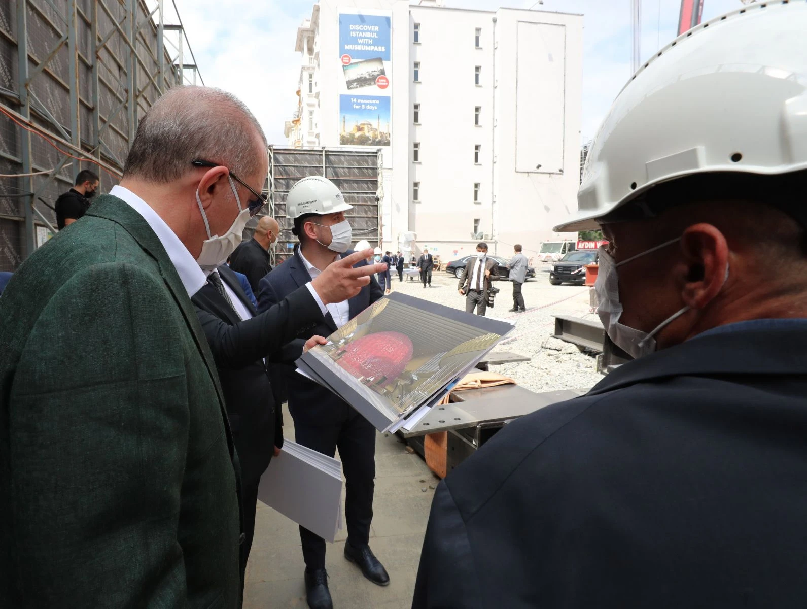 Cumhurbaşkanı Erdoğan'dan Atatürk Kültür Merkezi paylaşımı