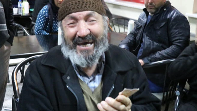 Sen nasıl bir canavarsın!